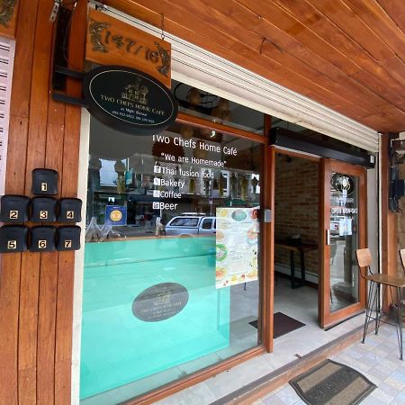 チエンマイBoonnark Bed Night Bazaar No Car Parkingアパートメント エクステリア 写真
